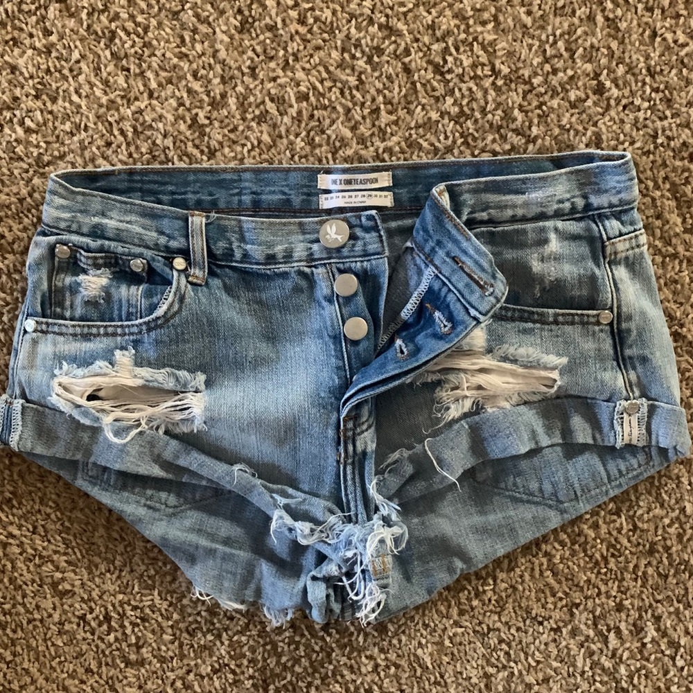 One Teaspoon bandits shorts size 29